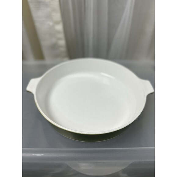 Vintage Corning Ware USA Made Avocado Green Casserole Dish w/ Lid 10 in - Picture 2 of 7